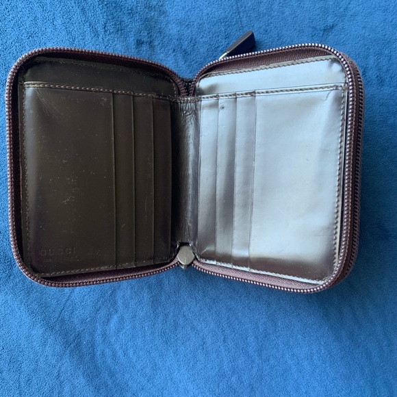 Authentic Gucci compact wallet brown - Picture 3 of 5